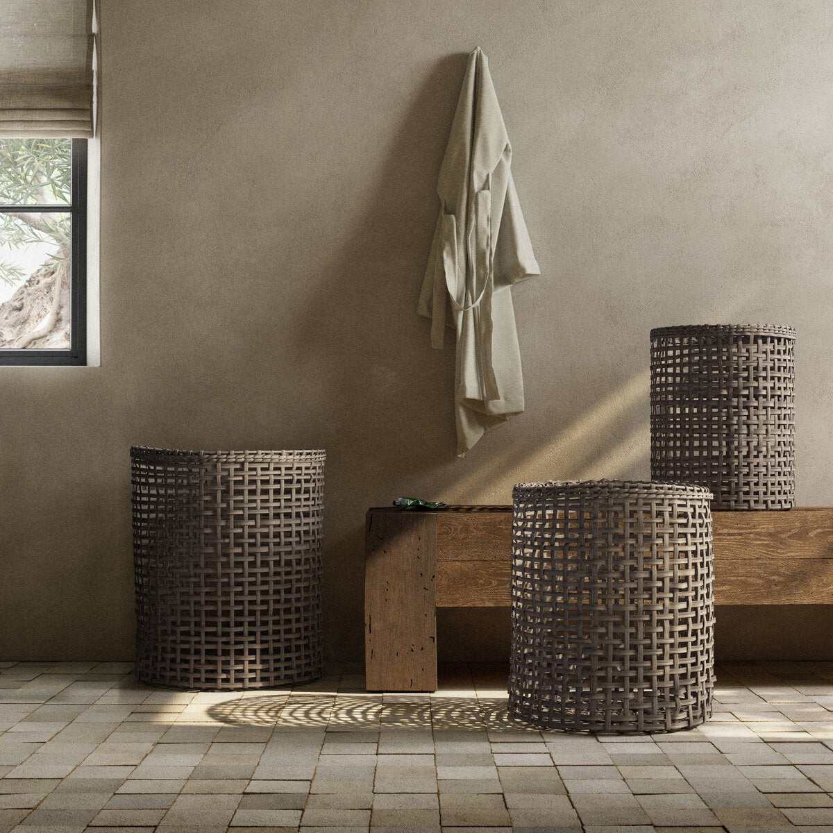 BASKETS & PLANTERS