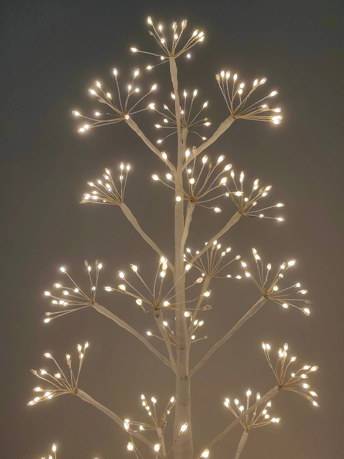 5ft White LED Cluster Tree with 720 Warm White LEDs