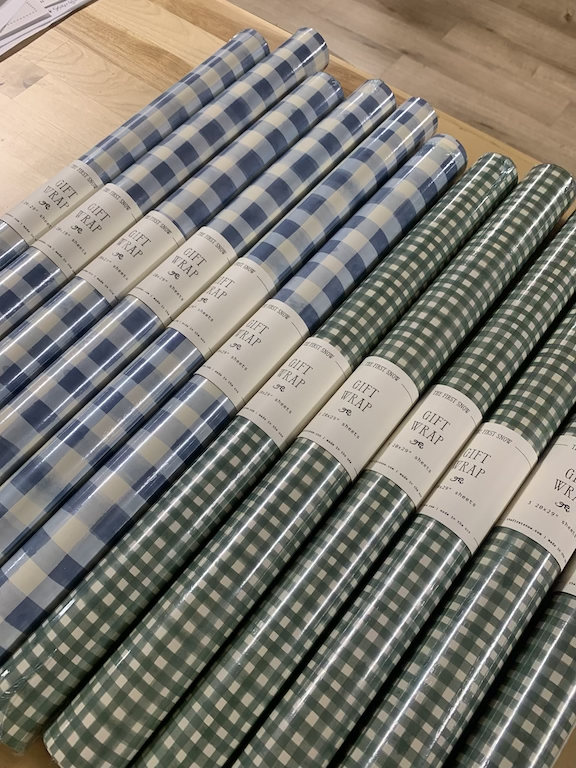 Winterberry Stripe Gift Wrap