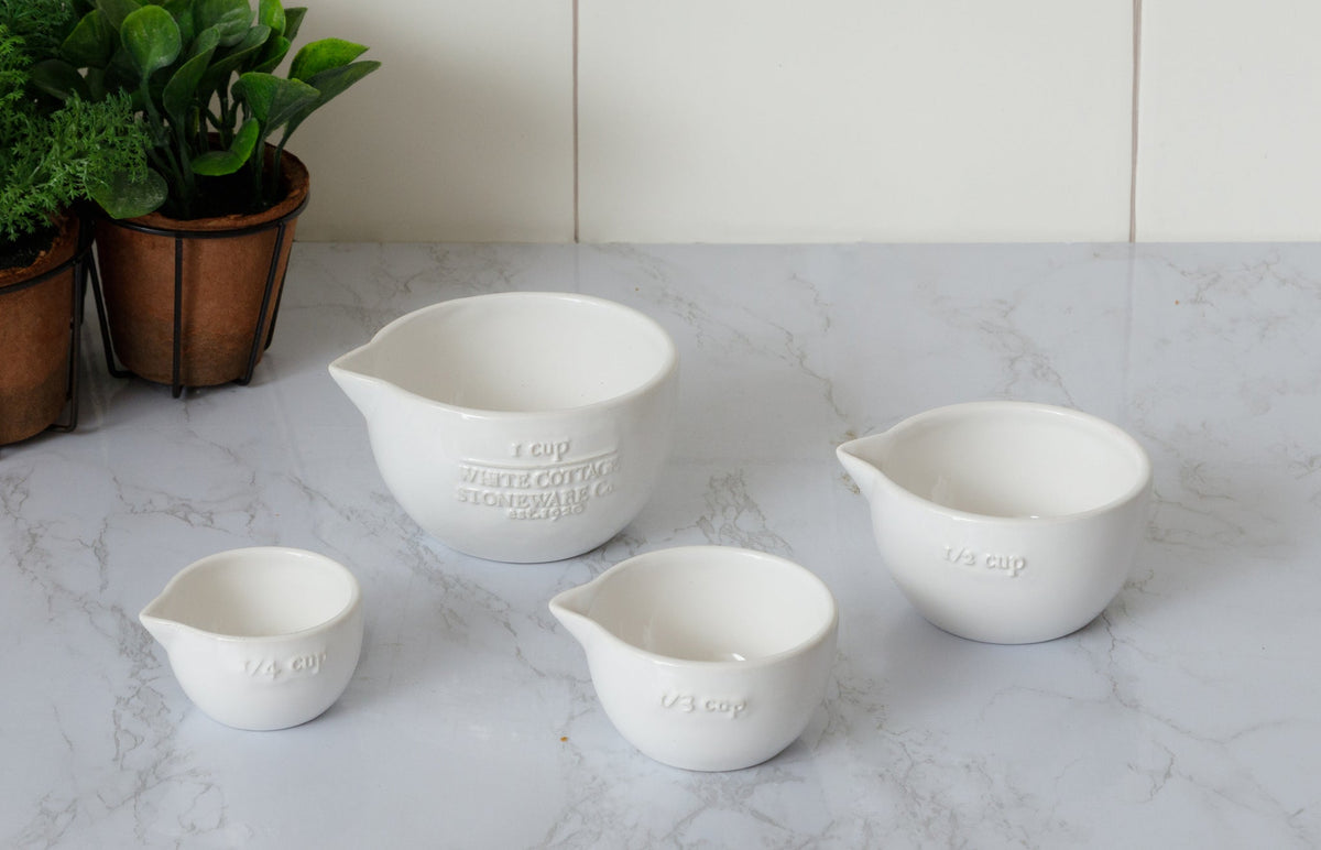 White Cottage Ceramic Measuring Cups (Set of 04)