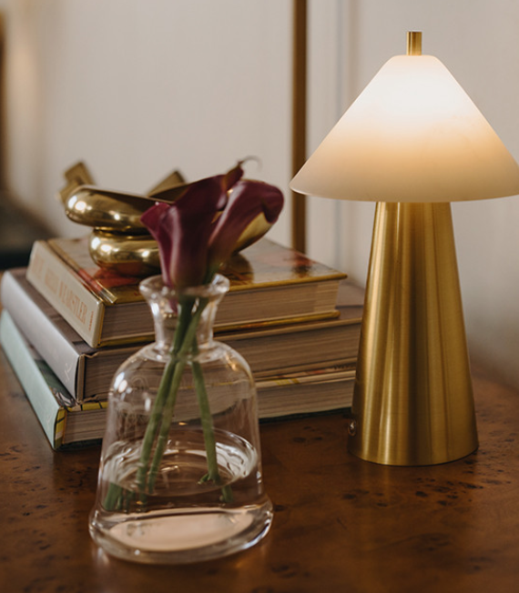 Seashell Marble & Gold Mini Lamp